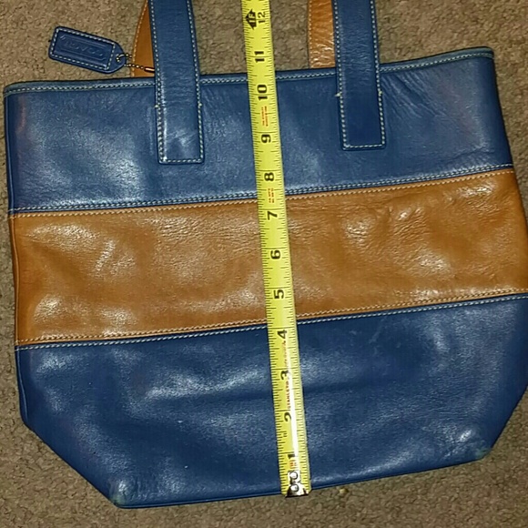 Purse - Picture 3 of 4