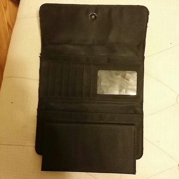 Cute black checkbook wallet - Picture 2 of 2