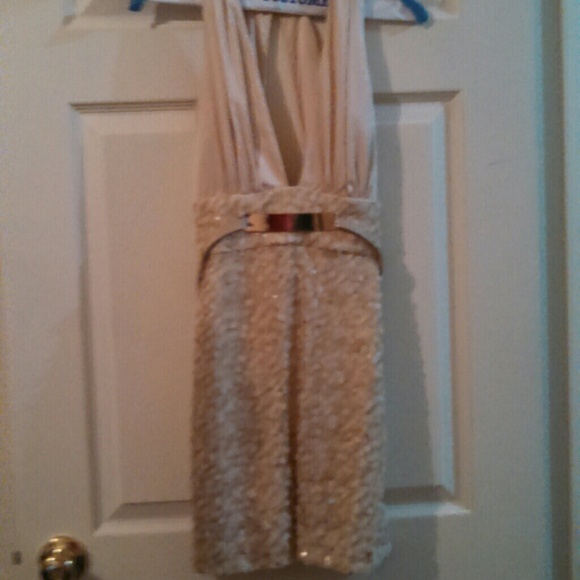 BeBe Sexy/classy Cream Dress