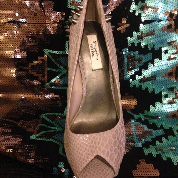 🎉4x HP🎉 Simply Vera ❤️ Vera Wang Spiked Heels - Picture 4 of 4