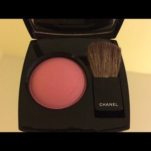 CHANEL Powder Blush Pink Explosion 64