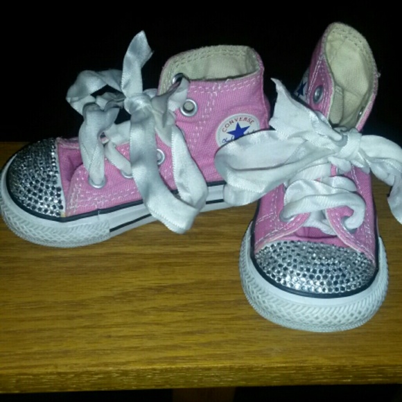 SOLD❎❎Infant converse bling Rhinestone shoe 3