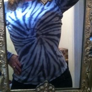 Long sleeve Tie dye thin Stretch T Shirt.