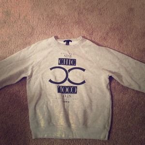 Forever 21 pullover sweatshirt