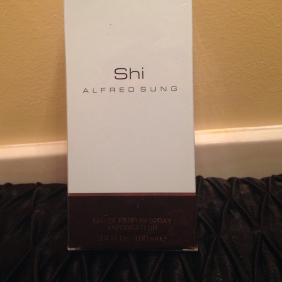 Alfred Sung Shi 3.4 Fl Oz Perfumr