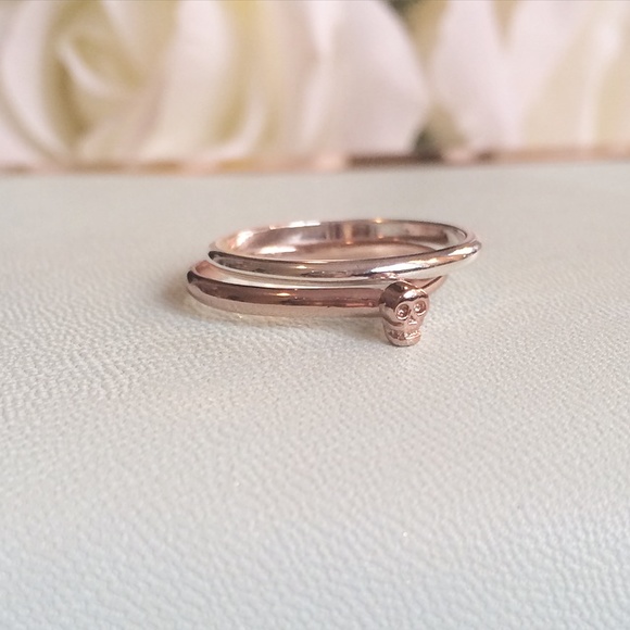 • SOLD • Mini Skull Rose Gold Ring - Picture 4 of 4
