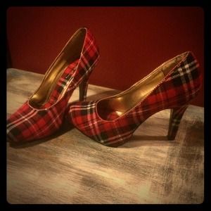 ON HOLD! plaid patterned wool fabric heels!