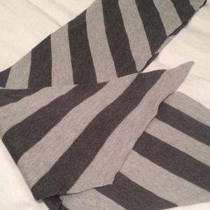 Gap striped scarf
