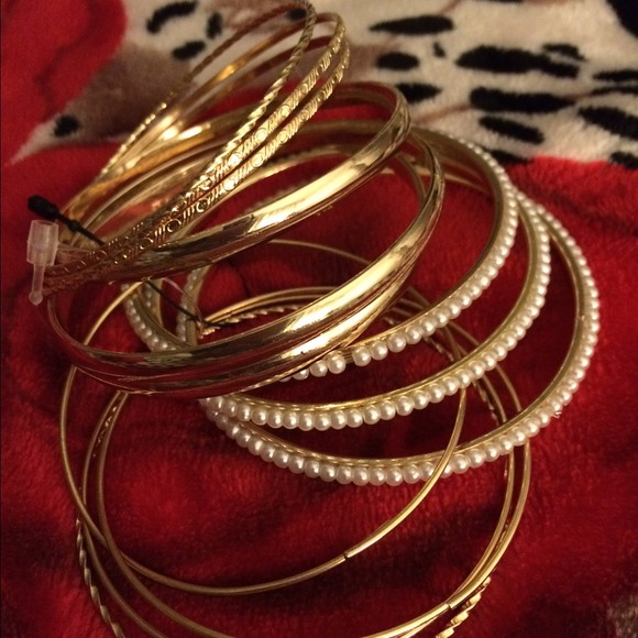 Fashionable bracelet