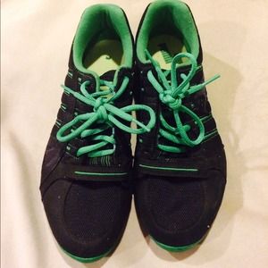 Puma running sneakers