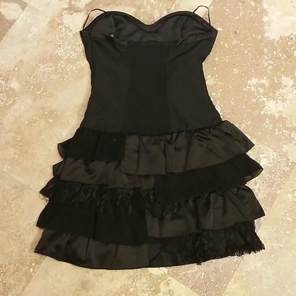GUESS Corsette Inspired Dress! NWOT. Sz 5 - Picture 2 of 4