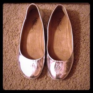 Classy silver ballet flats