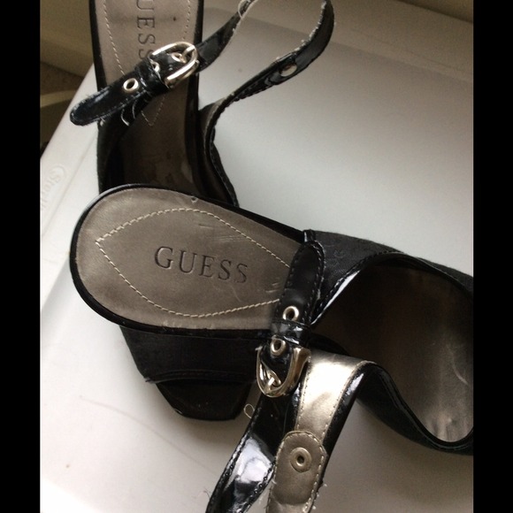 Guess Slingbacks - Picture 4 of 4