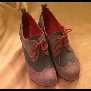 Jambi Charcoal Wedges size 10