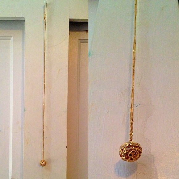 Gold ball drop pendant necklace NWOT - Picture 2 of 4