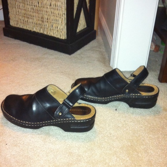 Good looking faux clog