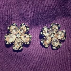 Flower earrings
