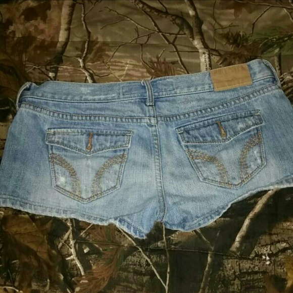 SOLD Hollister shorts - Picture 2 of 2