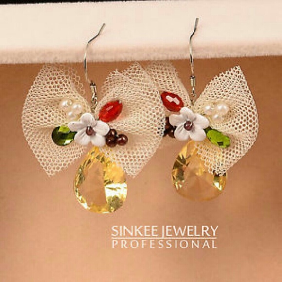 Flirty Bow/Flowered Earrings With Multicolor Beads