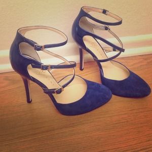 Ivanka Trump Blue Pumps