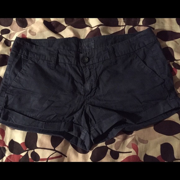 navy blue AE shorts