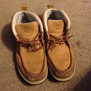 Low top brown Timberlands