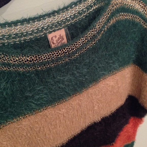 Striped Funky Sweater - Picture 3 of 3