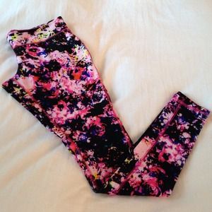 Full length Workout Pants - Great color/pattern!