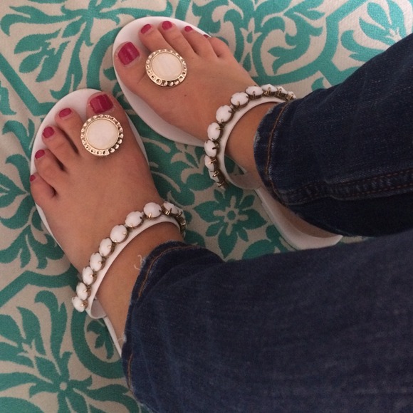 Cute sandals - Picture 2 of 2