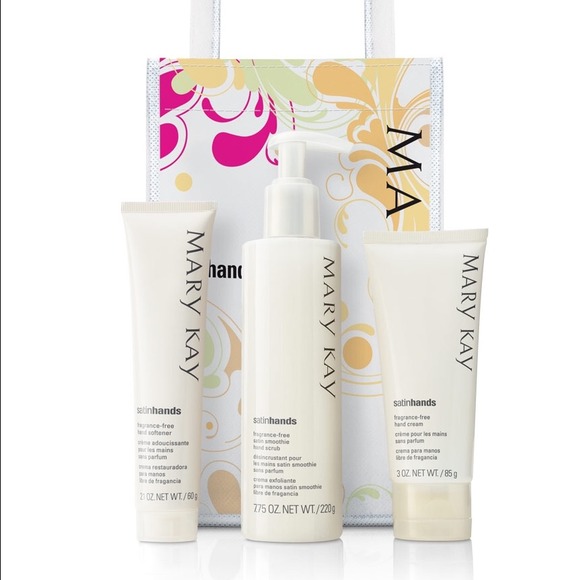 Bundle of 2 Mary Kay Pampering Hands Sets