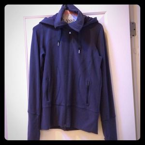 Lululemon gray jacket