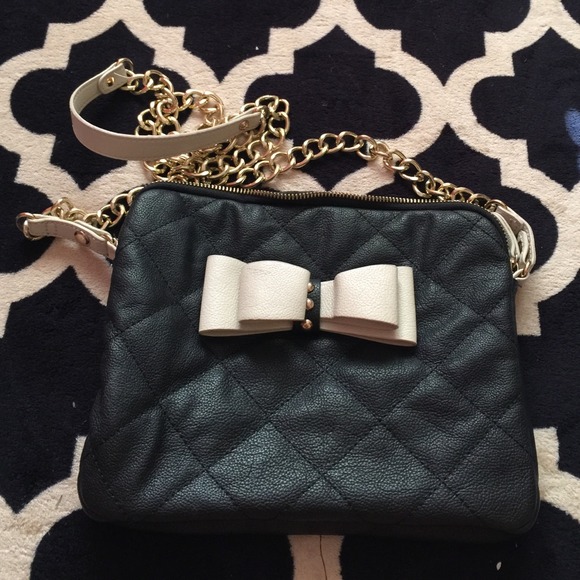 Black & White Quilted Aldo Crossbody