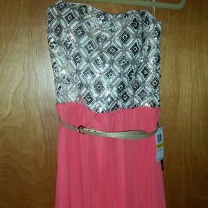 Sequence pink dress