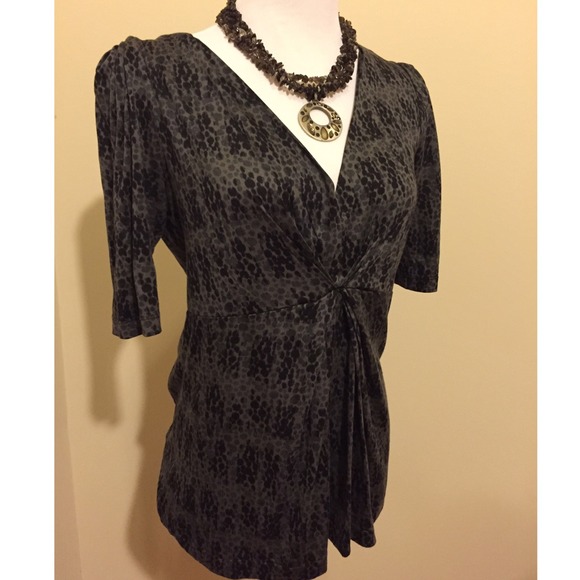 Banana Republic Tops - 💫JUST IN💫  Feminine, Sexy, Versatile BR Top