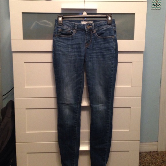 Skinny jeans