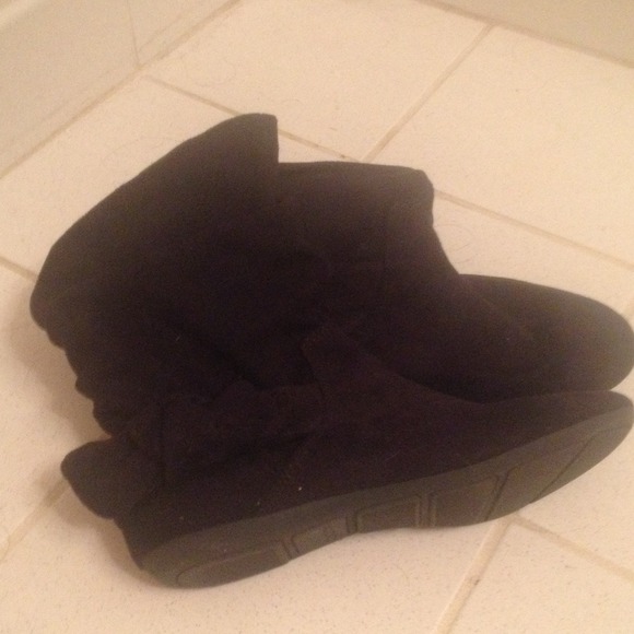 Aldo black boots