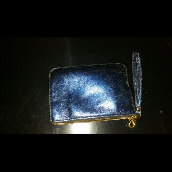 Fossil wristlet - Picture 3 of 3