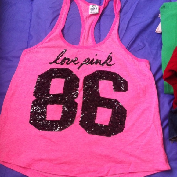 Love pink top