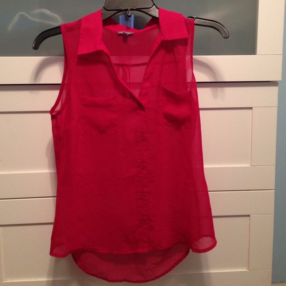 Collared tank top