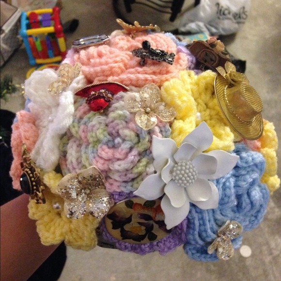 Bouquet - Picture 1 of 3