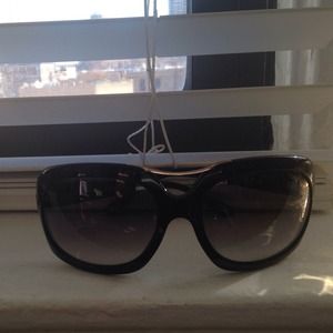 Tom Ford Camilla sunglasses
