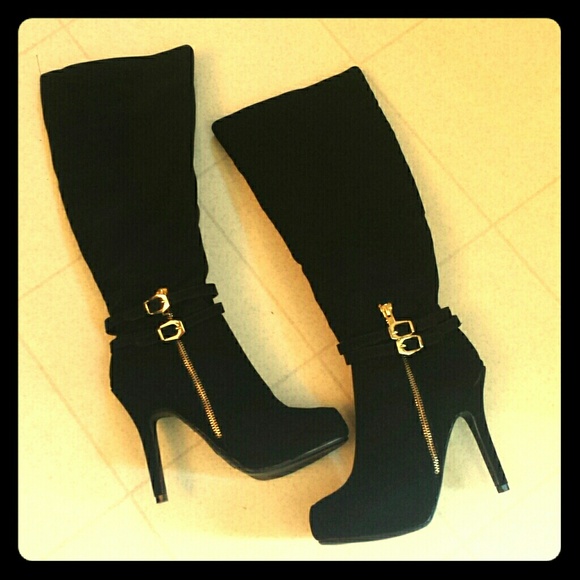Black boots... NEW without tags.