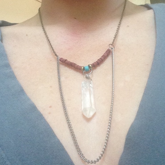 ❌S O L D❌ {Handmade} Healing Crystal Necklace - Picture 3 of 4