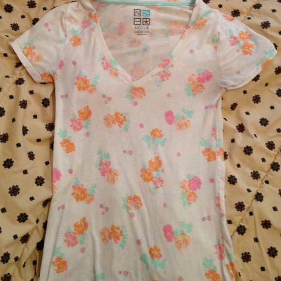 White and floral Nollie Top size small
