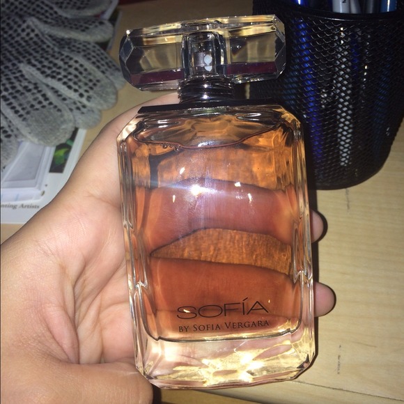 Sofia vergara perfume
