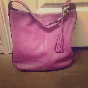 Mauve coach hobo bag!