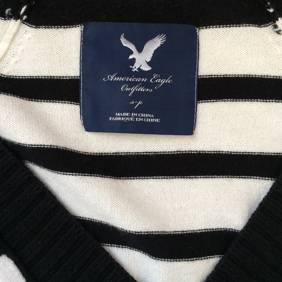 ‼️sold ‼️ striped American Eagle sweater - Picture 2 of 2