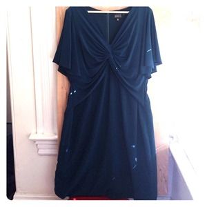 Pretty pretty dress by Adrianna Pappell.