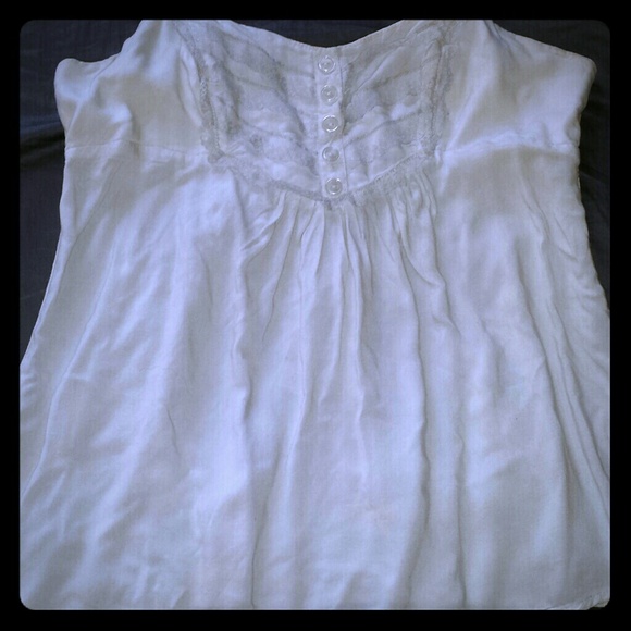 Cute summer top.