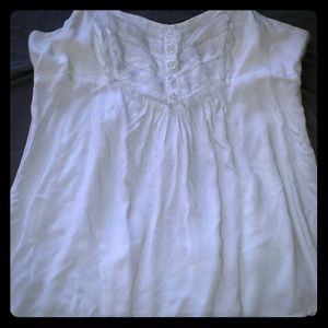 Cute summer top.